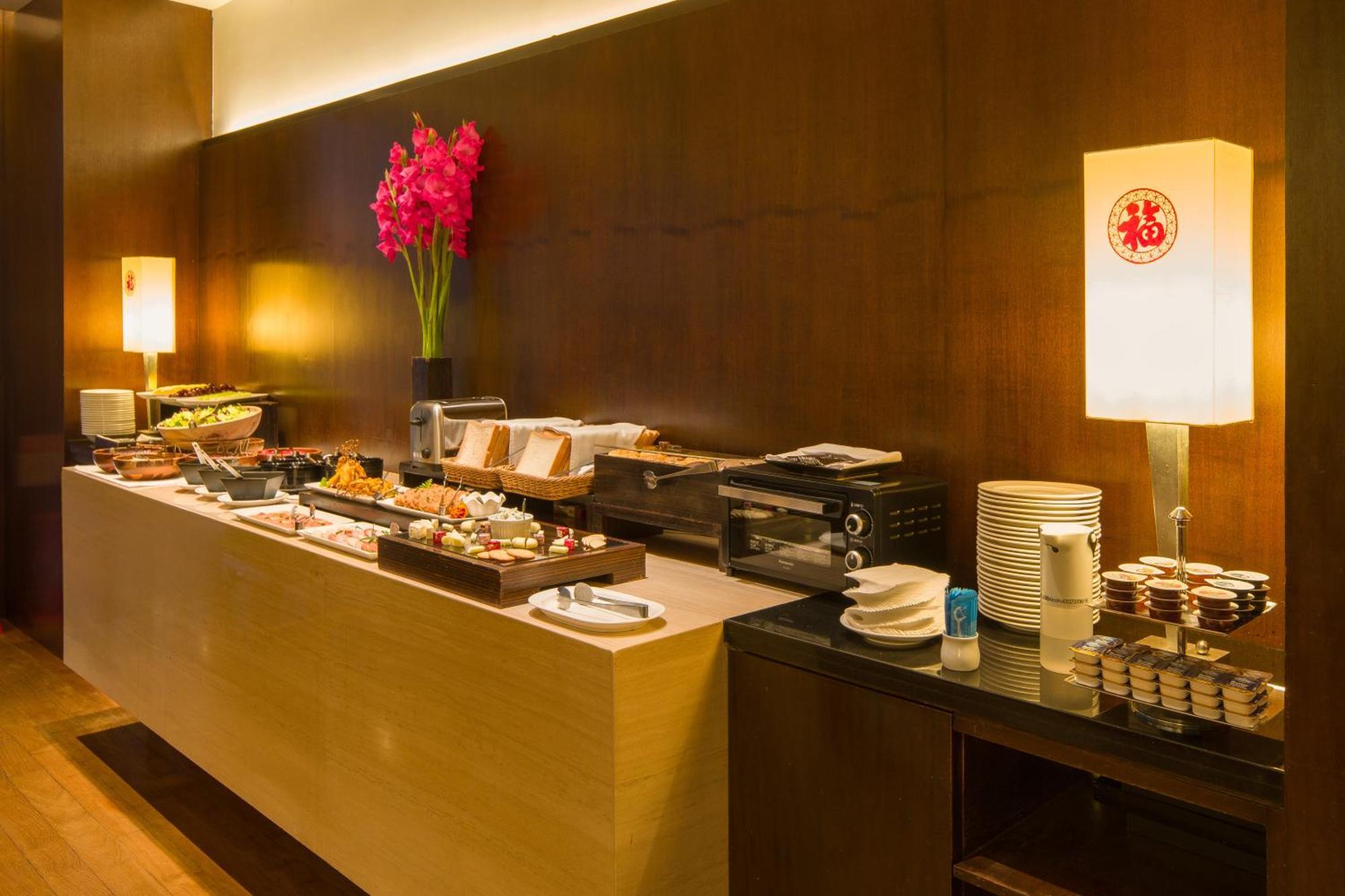 Les Suites Taipei - Da An Esterno foto