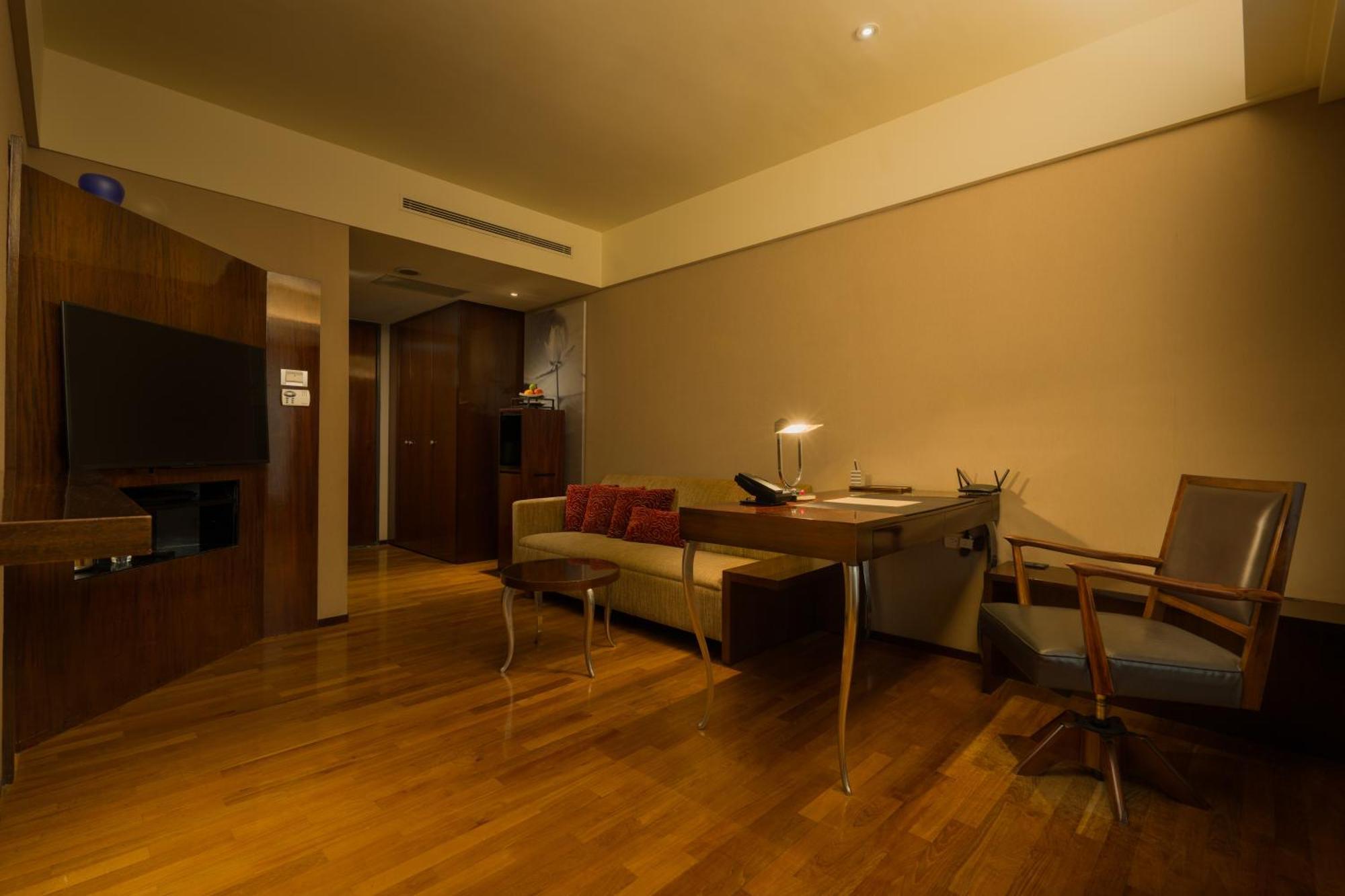 Les Suites Taipei - Da An Esterno foto